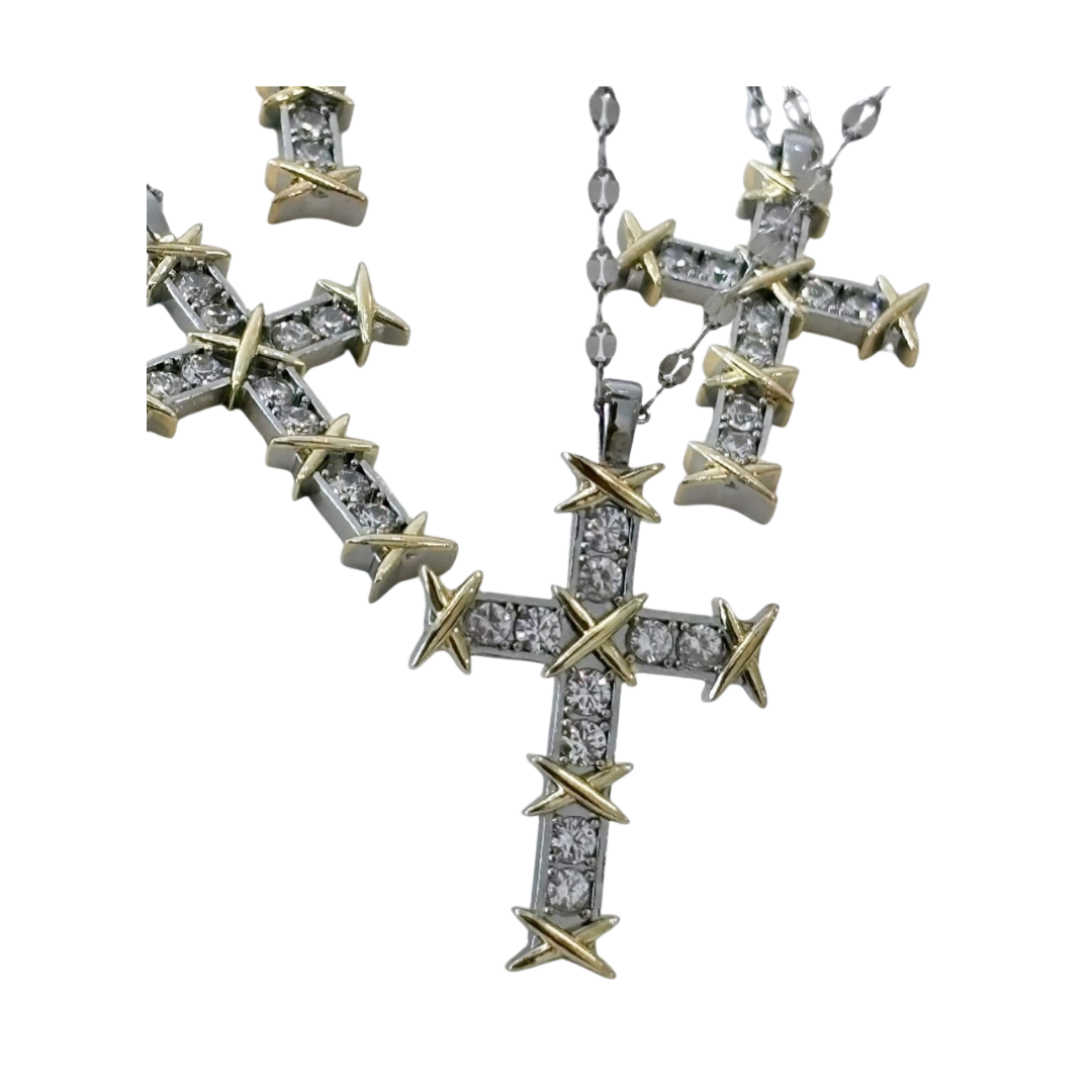 Cruz de Circonia concadena plateada