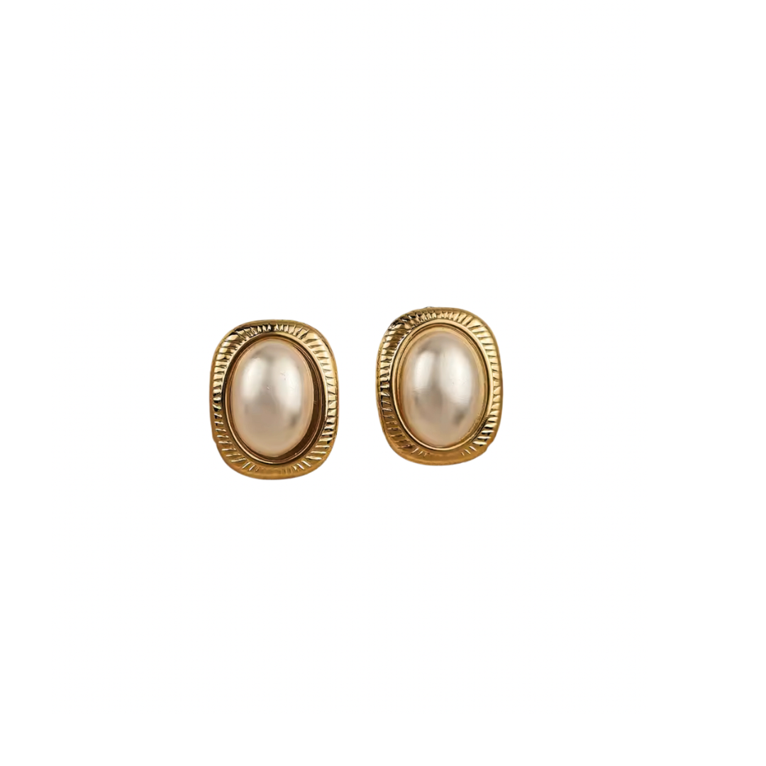 Aretes fan pearl
